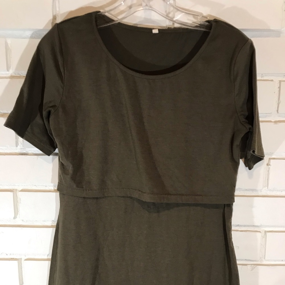 ❌❌❌SOLD❌❌❌ Nursing Maternity short Sleeve Top